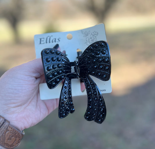 Bow shaped hair clip